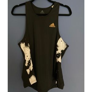 ADIDAS Workout top size large